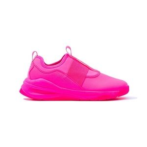 Clove Solo Hot Pink Healthcare Shoes NWOT